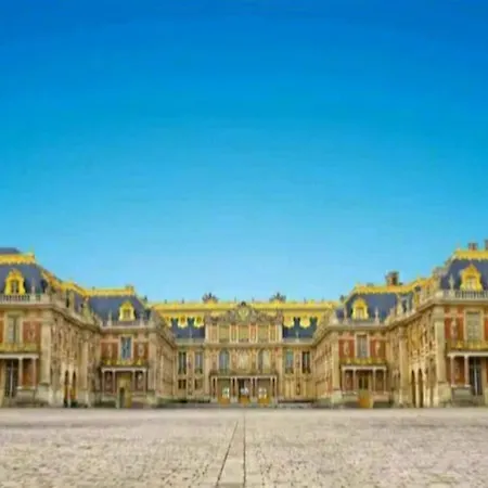 L'Escale Versailles Paris G/W/N Exterior photo